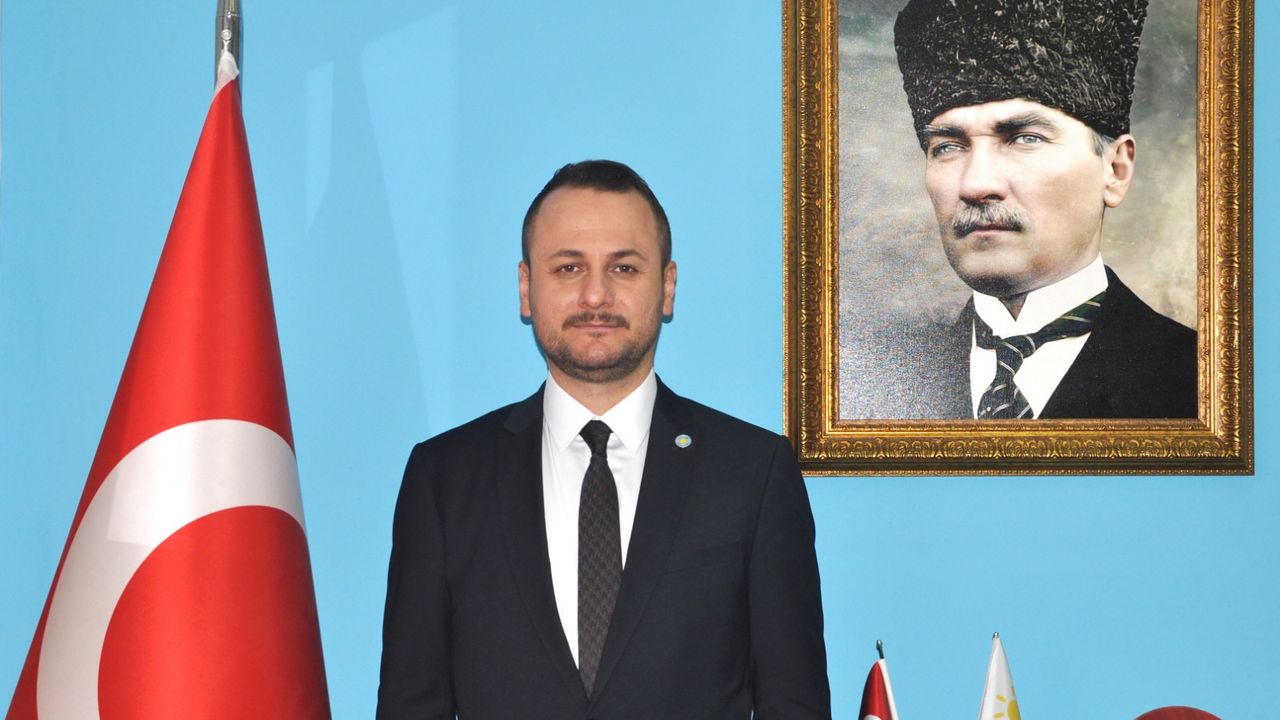 Başkan Tekeli: Cumhuriyet, Milletimizin En Kıymetli Ortak Paydasıdır