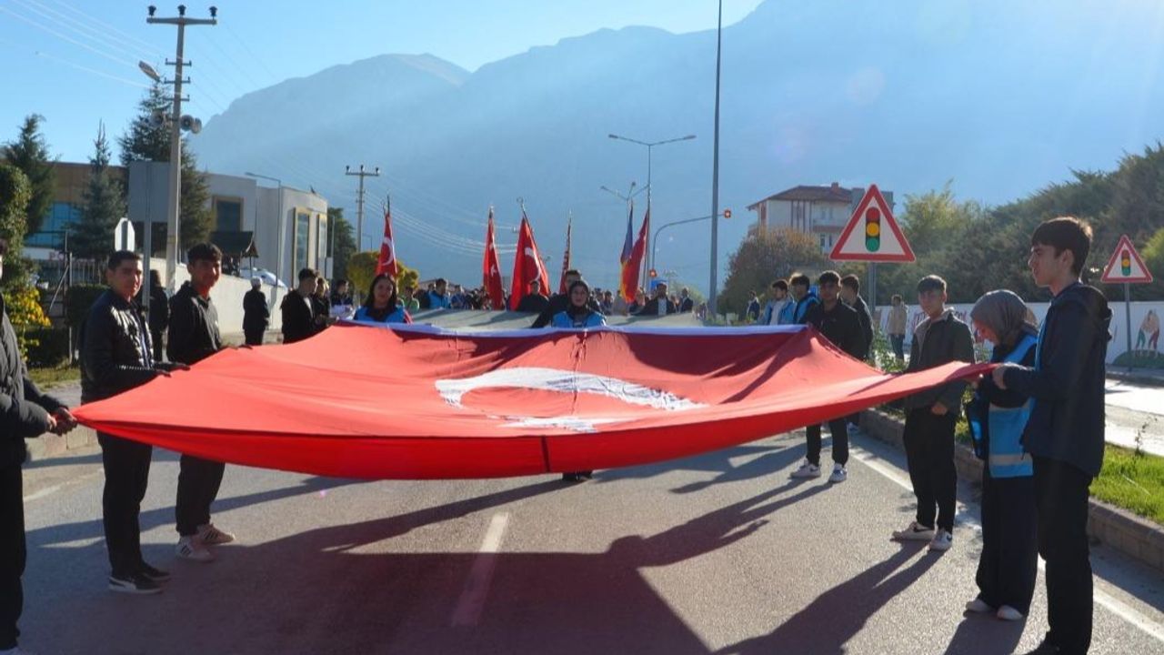 Cumhuriyetin 102. Yılı Uluborlu’da Coşkuyla Kutlandı