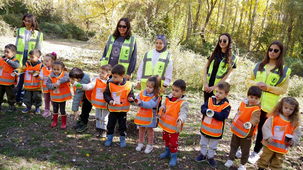 ISUBÜ Çocuk Akademisi’nden “Tohum STEM Projesi” Etkinliği