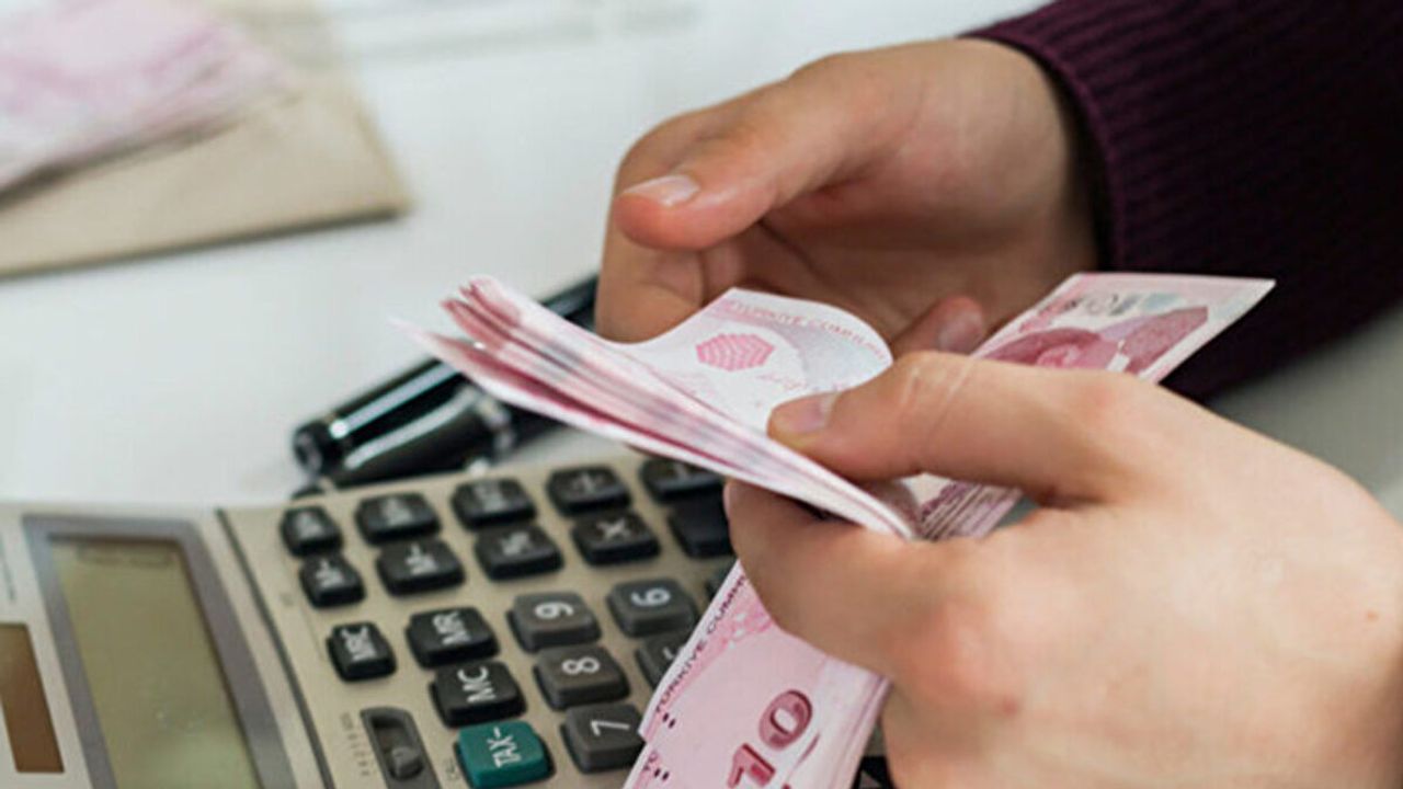 Promosyon Yarışı Kızıştı Emeklilere Büyük Fırsat: VakıfBank’tan 27 Bin TL, TEB’den 21 Bin TL!