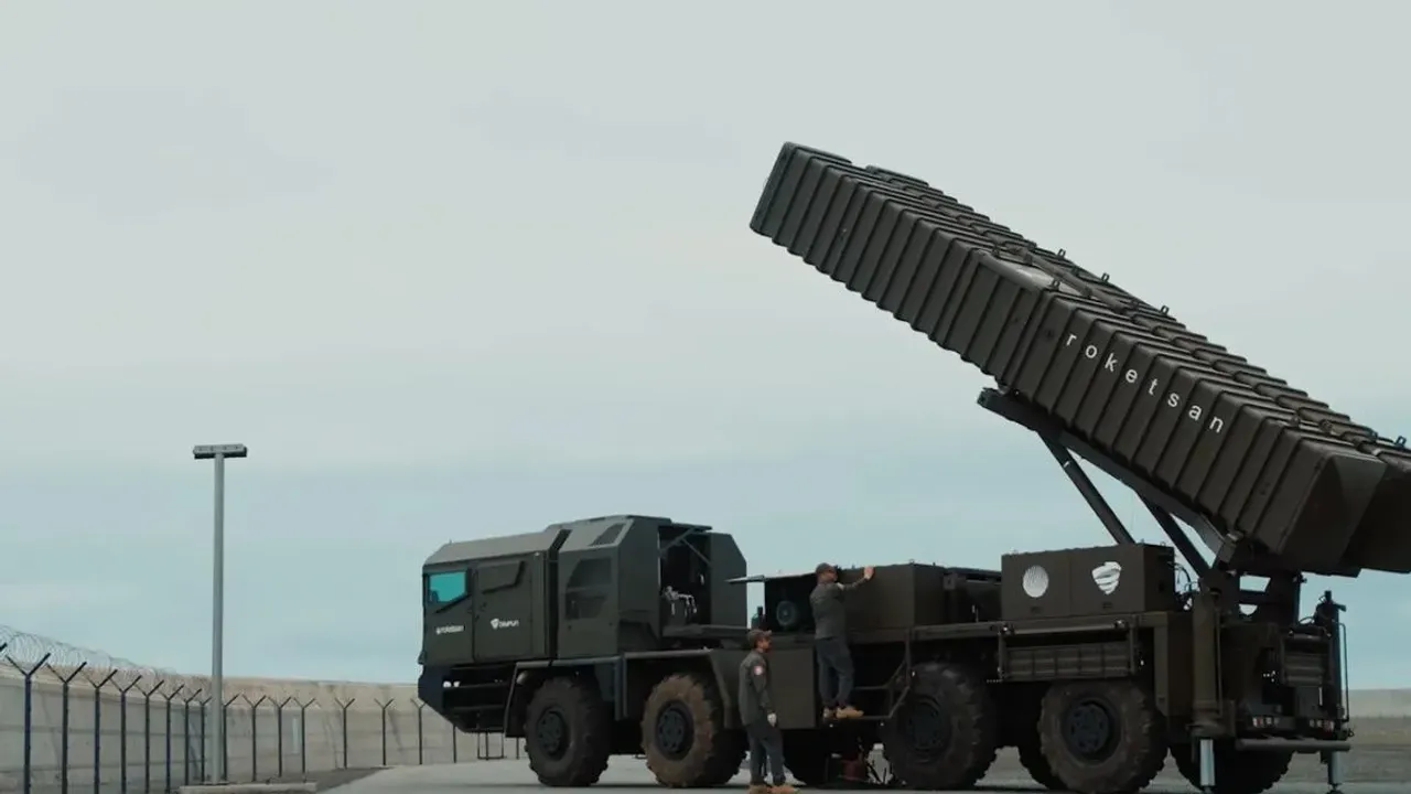 TAYFUN’dan Tam İsabet: ROKETSAN Paylaştı, Görüntüler Nefes Kesti