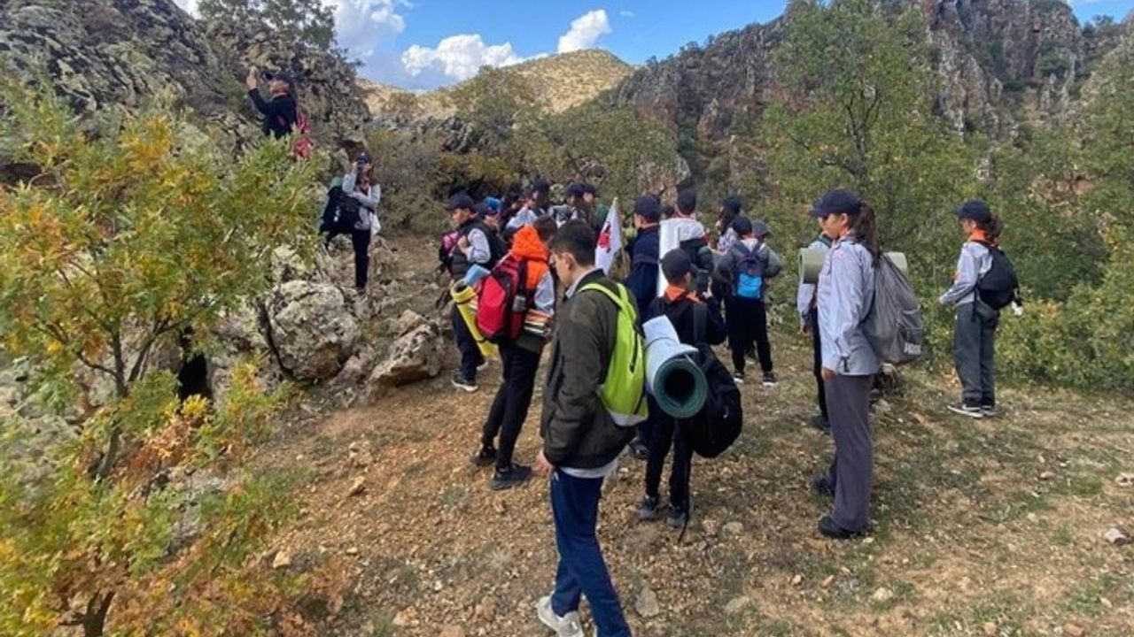 Sandıklı’da Öğrenci ve Velilere İlk Yardım Eğitimi Verildi