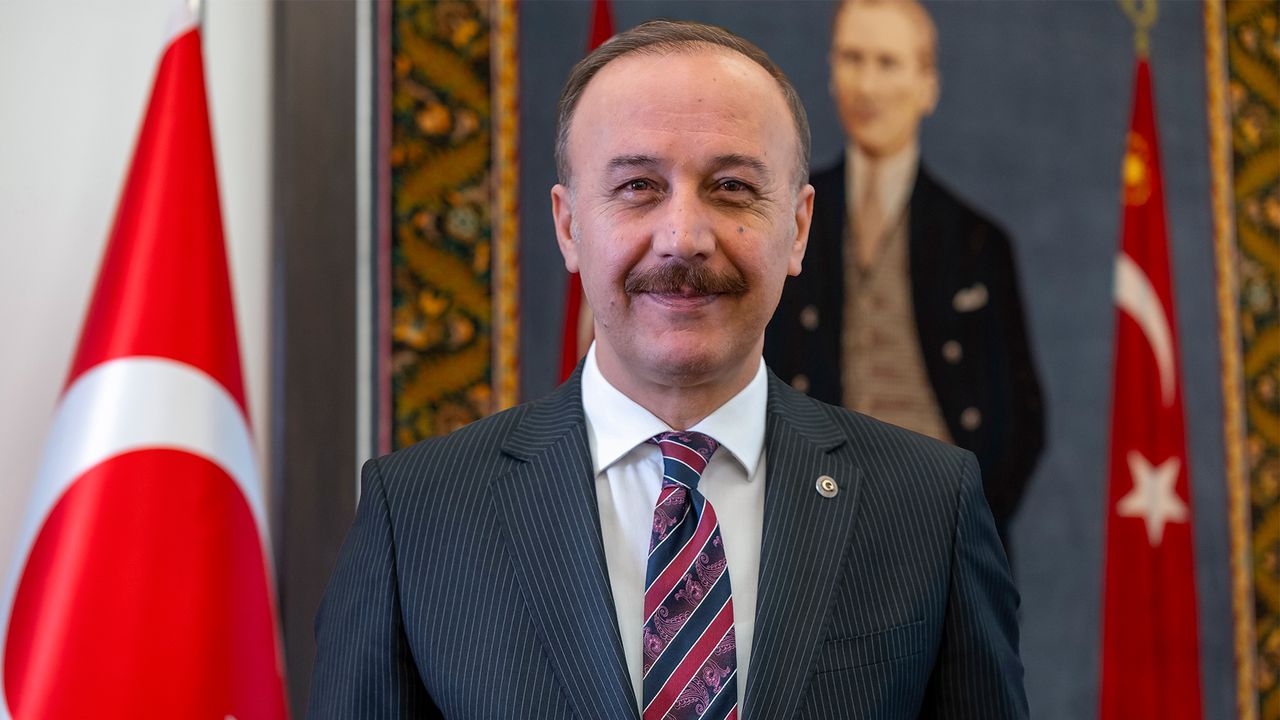 Vali Erin: “Cumhuriyetimiz, Milletimizin Ortak ve Vazgeçilmez Değeridir”
