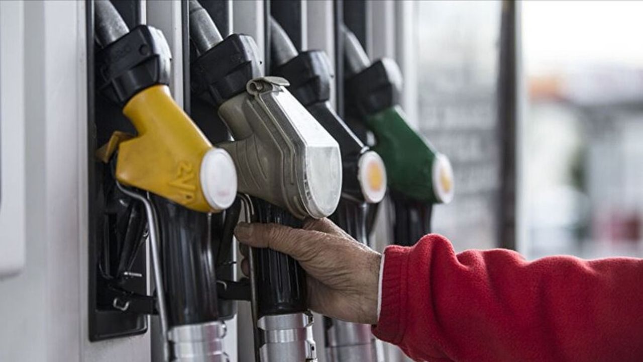 Akaryakıtta Gece Yarısı Operasyonu: İşte güncel fiyatlar..