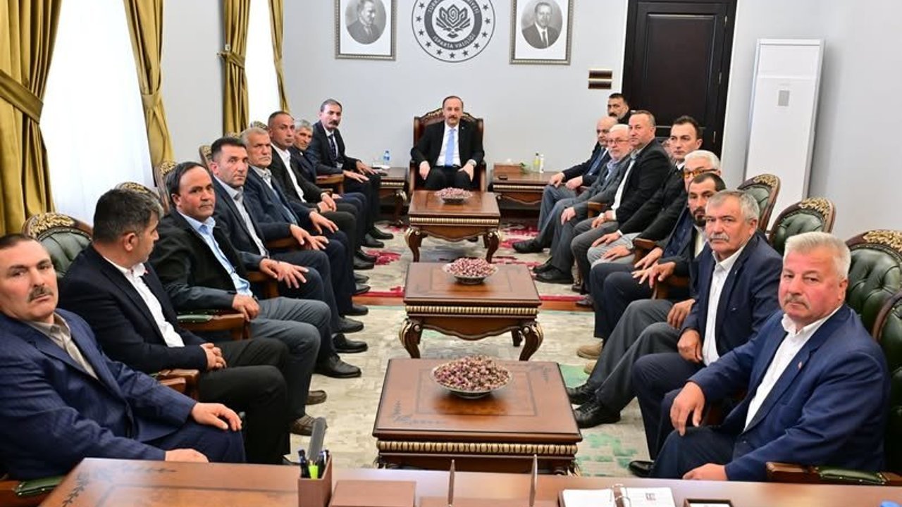 Vali Abdullah Erin'e Makamında Ziyaretler