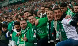 Bursaspor'da Taraftar Desteği Sınır Tanımıyor