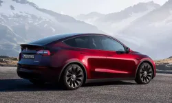 Tesla Türkiye'de Fiyatları Artırdı: Model Y'ye Zam Geldi