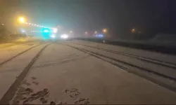 Denizli’nin İlk Karı Düştü: Trafikte Aksamalar Yaşandı