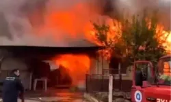 Antalya Kumluca’da Gecekondu Yangını