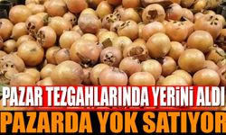 Muşmula meyvesi pazarda yok satıyor