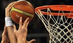 Afyonkarahisar Belediyespor Basketbol Takımı Liderlik Koltuğunda