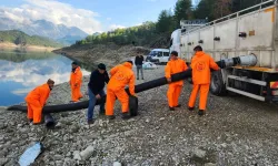 Burdur Su Kaynaklarında Yavru Balıkların İzini Sürüyor