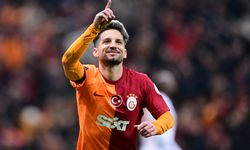 Dries Mertens, Muhteşem Performansıyla Dikkat Çekiyor