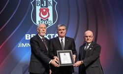 Beşiktaş’ın Yeni Yönetimi Mazbatalarını Aldı