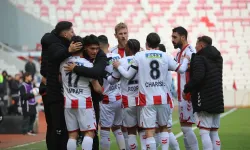 Sivasspor, Kayserispor’u 5-2 Yendi.