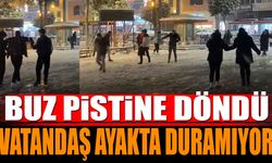 Mimar Sinan Buz Pistine Döndü Vatandaş Ayakta Duramıyor