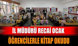 İl Müdürü Recai Ocak Öğrencilerle Kitap Okudu