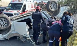 Otomobilde Sıkışan Sürücü, Ekipler Tarafından Kurtarıldı