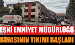 Isparta'da Eski Emniyet Müdürlüğü Binasının Yıkımı Başladı