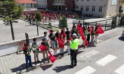 Trafik Güvenliği İçin Miniklere Uygulamalı Eğitim Verildi