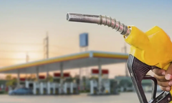 Motorine 5 Günde 3. Zam: Litre Fiyatı 50 Lirayı Aşıyor