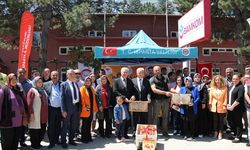 Arıcılığın Geliştirilmesi Projesi Kapsamında 77 üreticiye 385 adet arılı kovan dağıtıldı