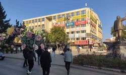 Merkezdeki yapılar yıkılacak, yerine otopark yapılacak