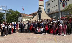 Bucak’ta 19 Mayıs Coşkusu Cumhuriyet Meydanı’na Taştı!