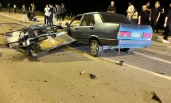 U Dönüşü Yapan Araç İkiye Bölündü, 2 Yaralı