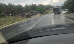 Isparta-Burdur Dostluk Yolu’nda Tır Devrildi: Sürücü Yaralandı