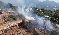 Alanya’da Makilik Alanda Çıkan Yangın Korkuttu