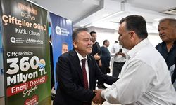 Başkan Muhittin Böcek çiftçilerle bir araya geldi