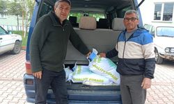 Isparta’da 93 Çiftçiye Silajlık Sorgum-Sudan Otu Tohumu Dağıtıldı