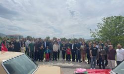 Klasik Otomobiller Gül Festivali Kortejine Renk Kattı