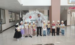 Isparta’da 4-6 Yaş Kur’an Kursu Öğrencilerinden Hatim Coşkusu