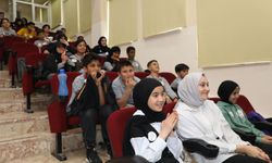 Ortaokul Öğrencileri İçin “Matematik ve Bilim Şenliği” Düzenlendi