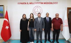 Türkiye Birincisi Nisa Ceylin FALAY’dan Recai Ocak’a Ziyaret