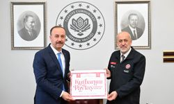 Vali Erin Türkiye Diyanet Vakfına vekalet yoluyla kurban bağışında bulundu