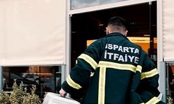 Yavru Kedi için Seferber Oldular 2 Saatlik Operasyonla Kurtarıldı