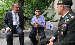 92 Yaşındaki Sait Ali Ayaz’dan Mehmetçik Vakfı’na Anlamlı Bağış
