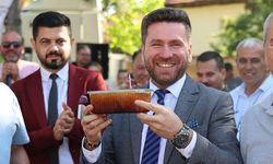 Başkan Tatık’a Kar Helvalı Sürpriz Doğum Günü Kutlaması