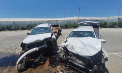 Manavgat Evrenseki’de Kafa Kafaya Çarpışma
