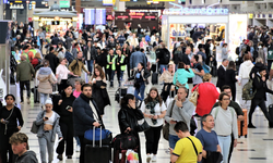 Antalya Havalimanı’nda Bayram Havası