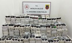 Antalya’da 16 Bin Adet Kaçak Güneş Gözlüğü Ele Geçirildi
