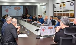 Isparta Emniyetinde Aylık Değerlendirme Toplantısı Düzenlendi