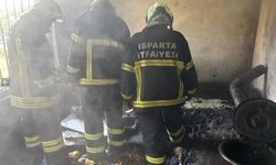 Isparta’da Soba Yangını: 1 Kişi Dumandan Etkilendi