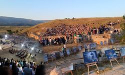 Yalvaç Pisidia Antik Kenti’nde Viyolonsel Büyüsü