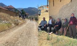 Şehit Annesine Uzanan Yol, Vefayla Döşeniyor