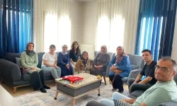 AK Parti Burdur Kadın Kolları Şehit Ailelerini Unutmadı