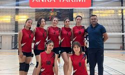 Bucak’ta Voleybol Finali Nefes Kesecek! Şampiyonlar Belli Oluyor